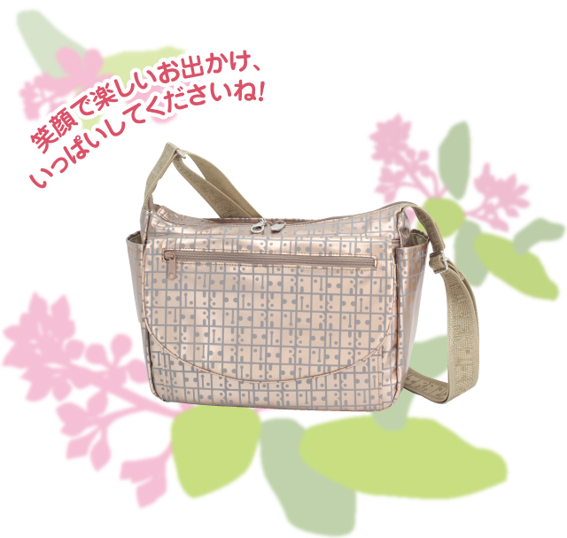 ヤマト屋カブセポシェット 老舗ヤマト屋バッグのカブセポシェット。笑顔で楽しいお出かけ、いっぱいしてくださいね!